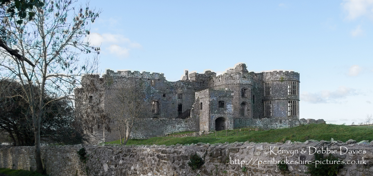 The present structure of Carew Castle was built by Sir Nicholas de Carew in the 13th Century. The last tournament of knights in Wales was held here by Sir Rhys ap Thomas in 1507, with over 600 knights attending. After changing hands several times it reverted to the de Carews and was finally abandoned in 1686.
